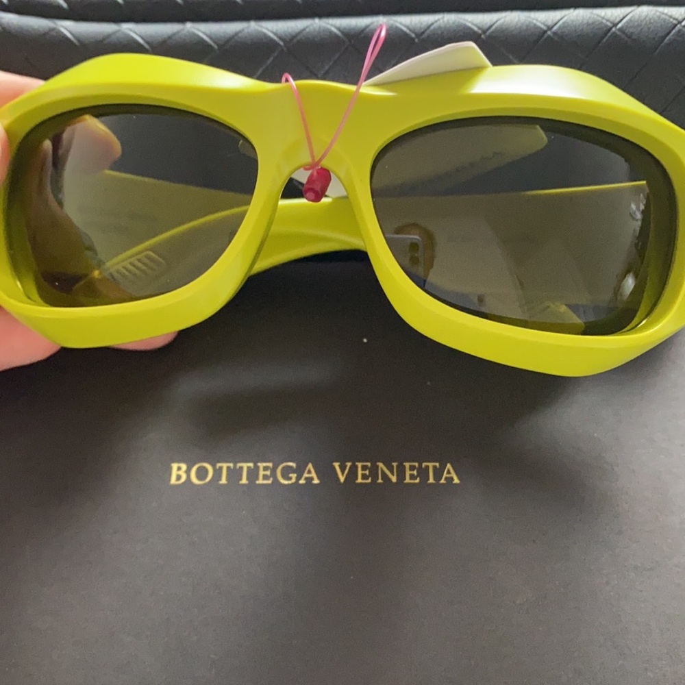 Bottega Veneta Uni-sex sunglasses